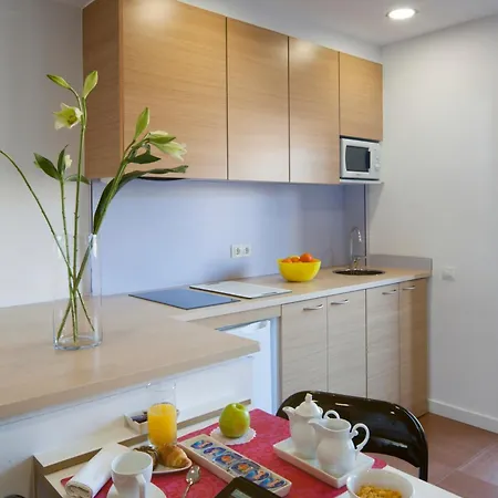 Abarco Aparthotel 3*